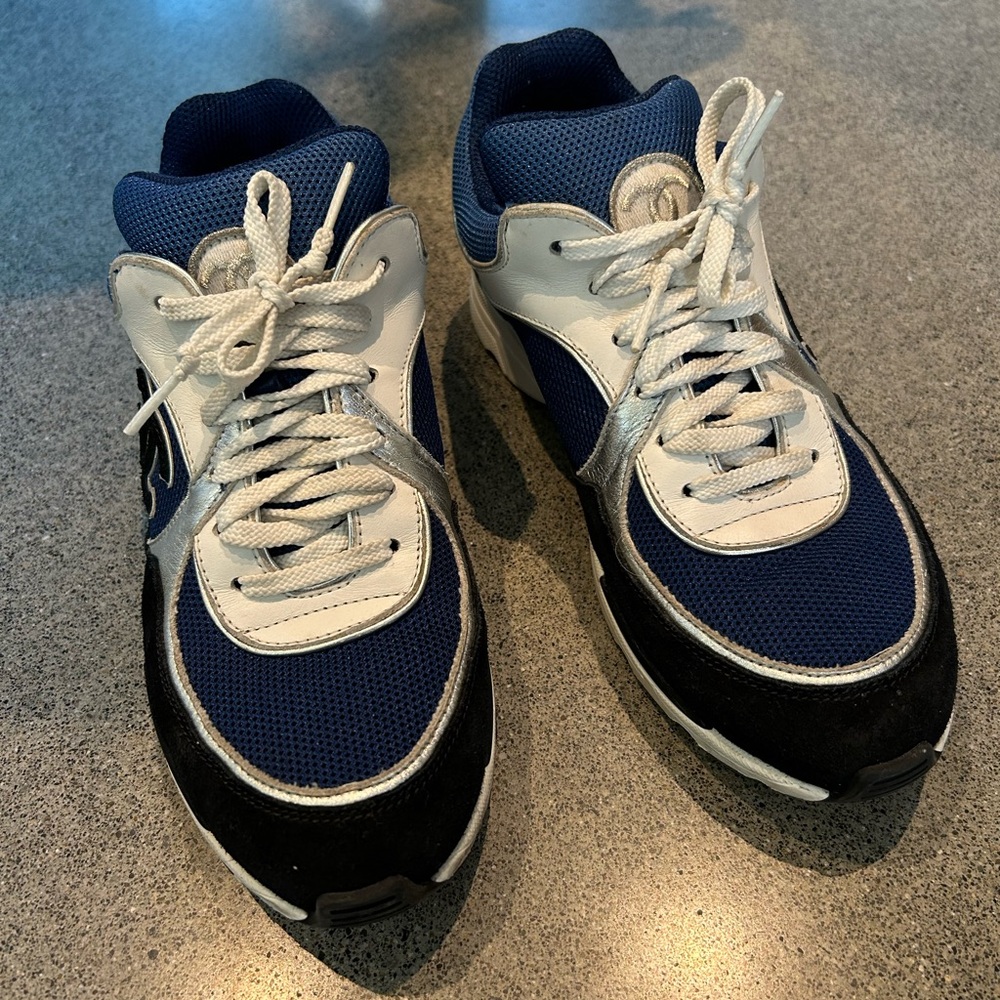 Chanel Sneakers - size 38 / 8.